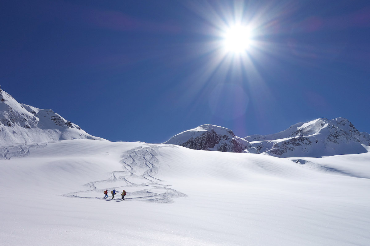 Skitourengenuss in den Alpen