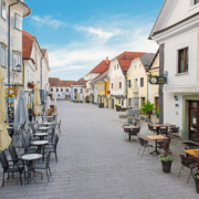 Das bezaubernde mittelalterliche Städtchen Radovljica im Norden Sloweniens hat kulinarisch und historisch viel zu bieten.